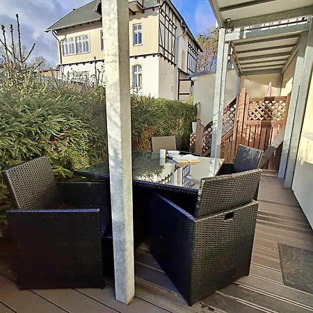 公寓 Waldstrasse 05 *